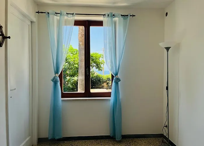 Apartment Apartment In Villa Under Grand Palm Tree & Garden
